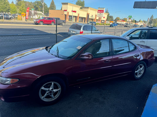 2002 Pontiac, Grand Prix SE
