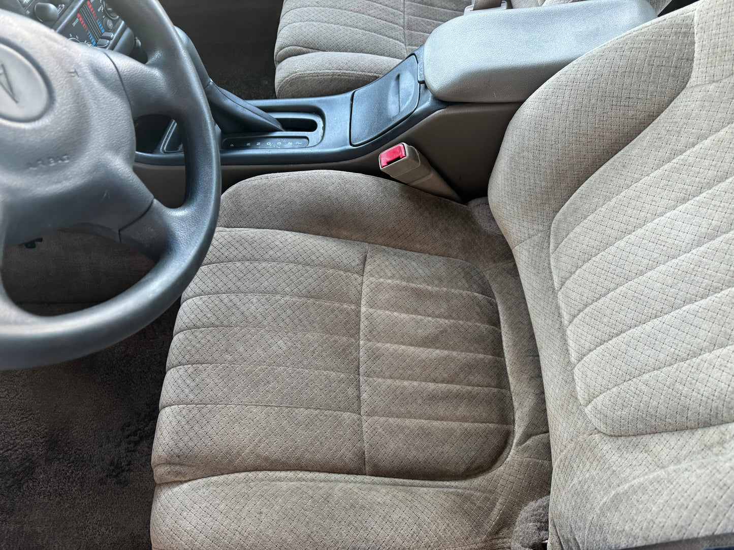 2002 Pontiac, Grand Prix SE